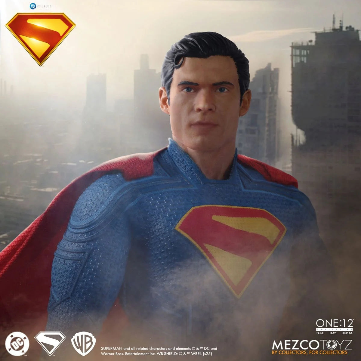 Mezco Toyz Superman (2025) One:12 Collective Action Figure
