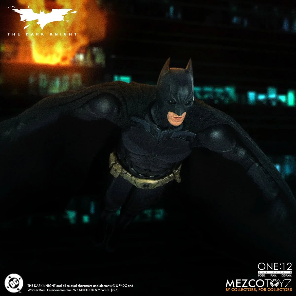 Mezco Toyz The Dark Knight Batman One:12 Collective Action Figure