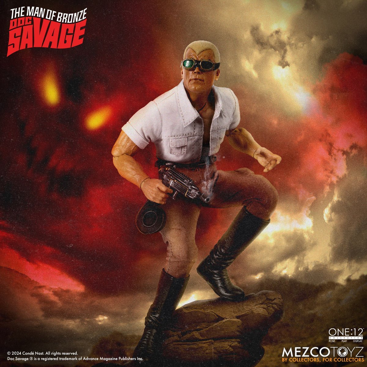 Mezco Toyz Doc Savage: The Man of Bronze Deluxe Edition One:12 Collective Action Figure